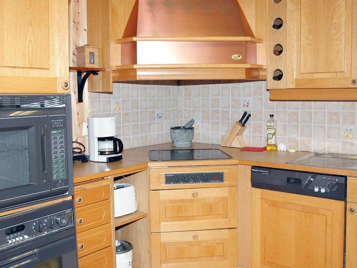 Three-Bedroom Holiday Home In Isfjorden Torvik Экстерьер фото